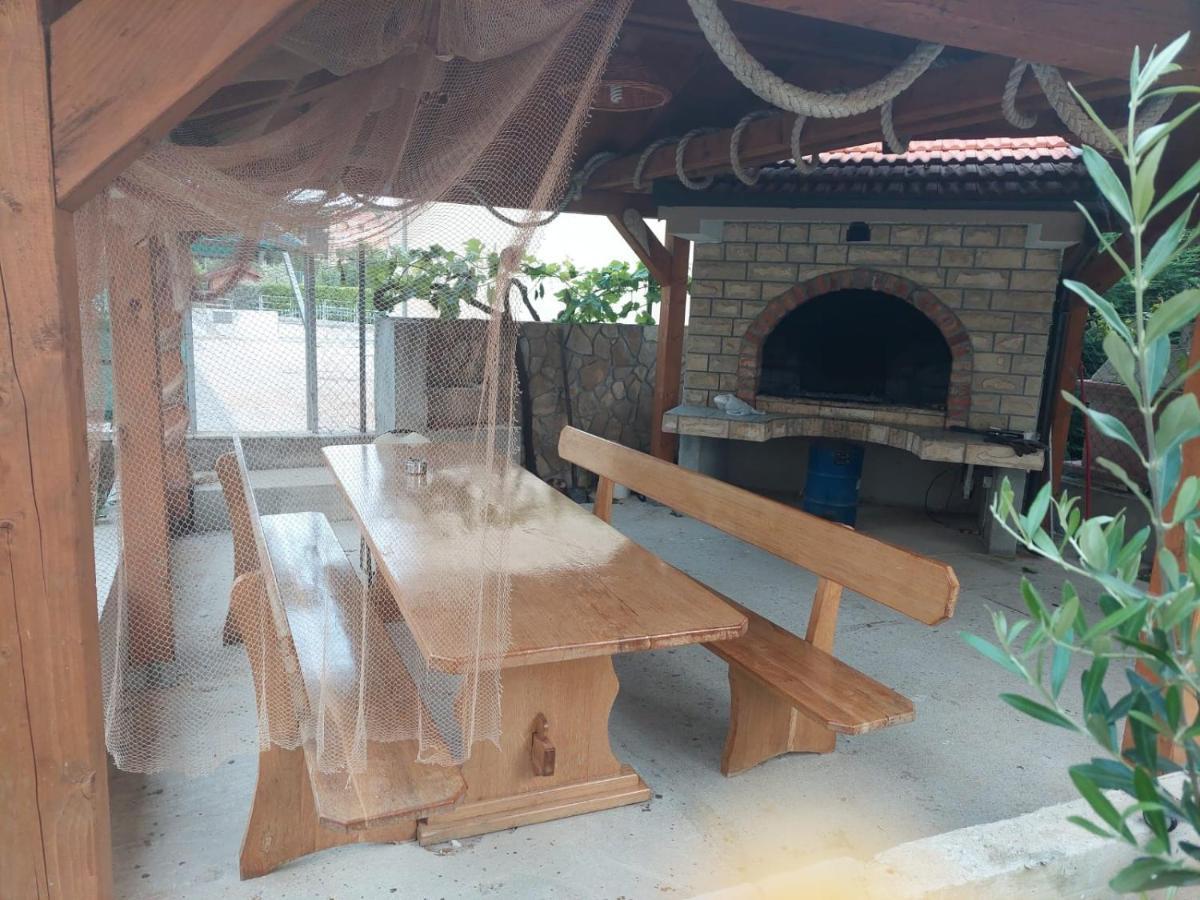 Apartments "Jope I Toni" Biograd Na Moru Exterior photo